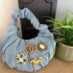 Vintage Gold Tone Interlocking G Brooch | Statement Logo Style Pin